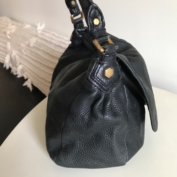 MARC BY MARC JACOBS WOMENS LIK UTIKA BLACK LEATHER HANDBAG - Picture 5 of 15